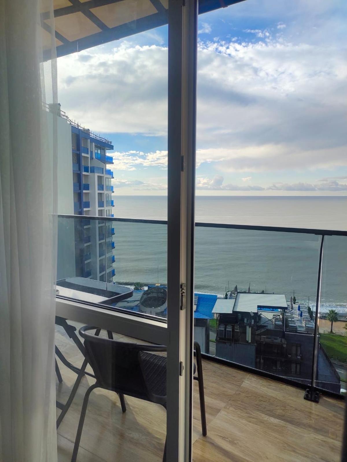 Bi Residence Sea View Luxury באטומי מראה חיצוני תמונה